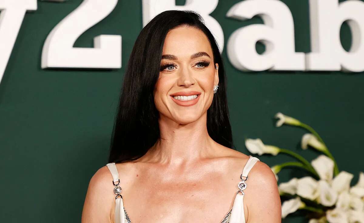 Katy Perry estará entre las seis mujeres que viajarán al espacio en cohete de Blue Origin