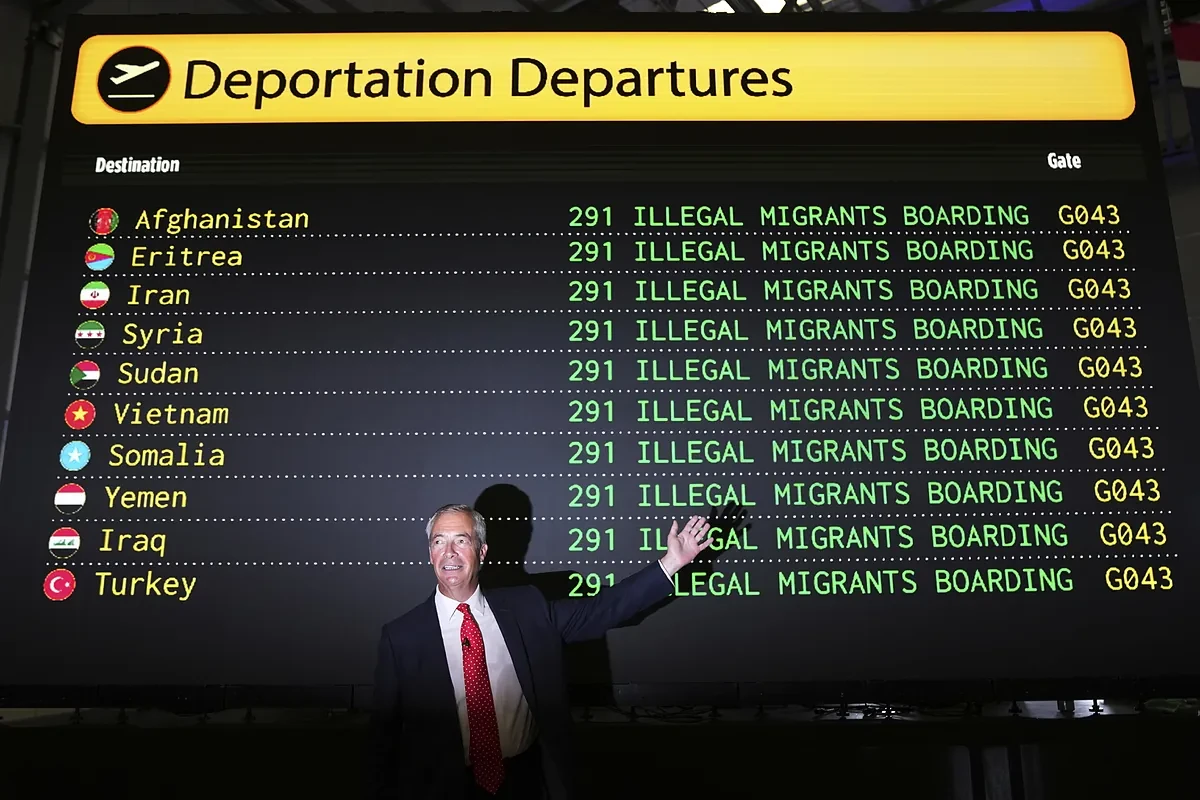 Nigel Farage anuncia sus planes para acabar con la migración irregular que 