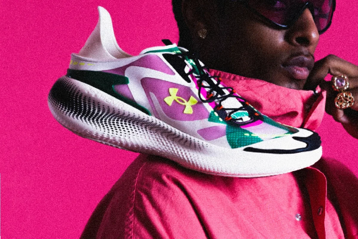 Under Armour incorpora toda la tecnología que ha desarrollado para deportistas para convertir sus últimas snakers en las reinas del asfalto