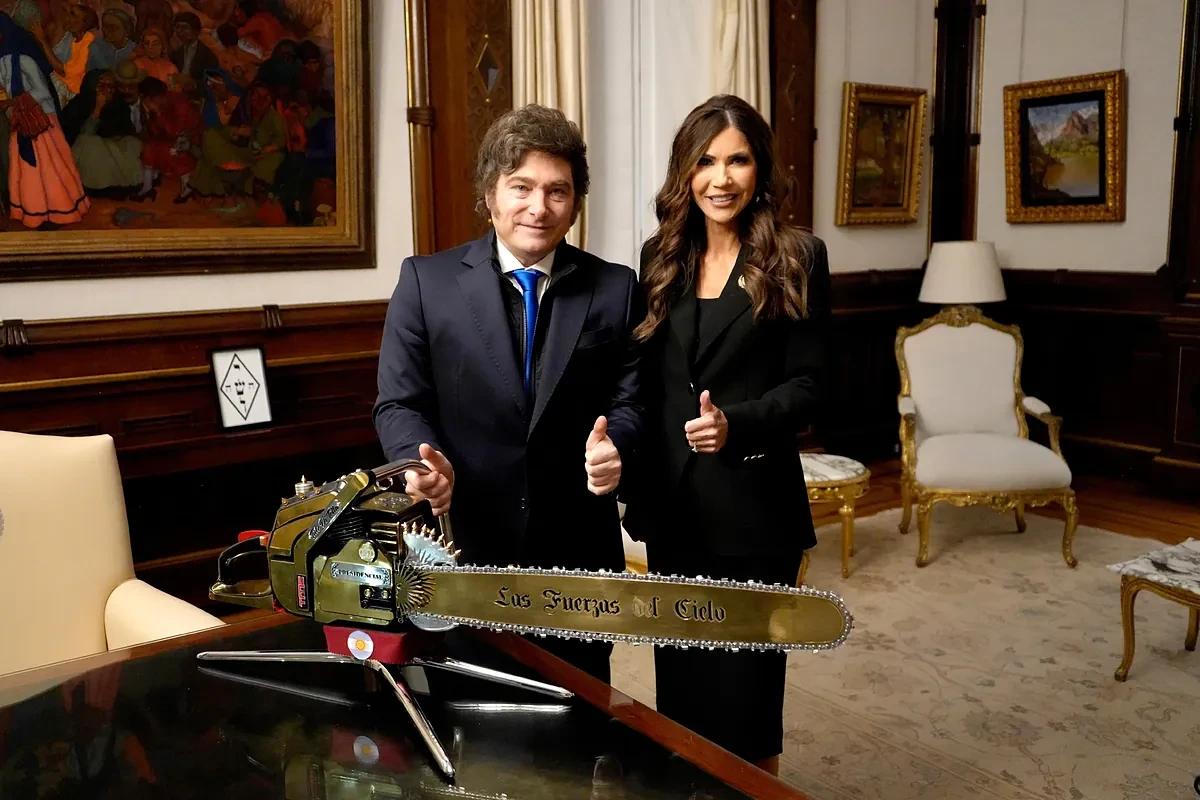 Trump premia a Milei y exime a los argentinos del visado para entrar a Estados Unidos