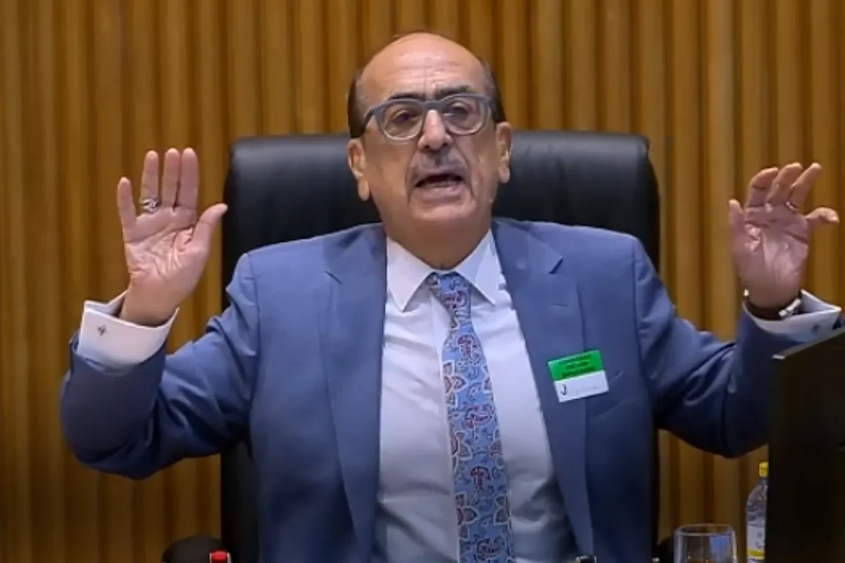 Polémicas palabras en un acto de Vox contra la identidad de género y RTVE: 