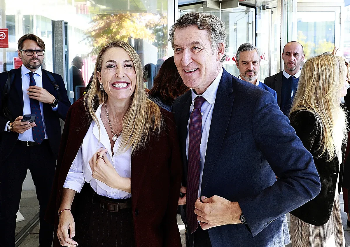 Guardiola arranca en Extremadura el ciclo electoral y acusa a Vox de 