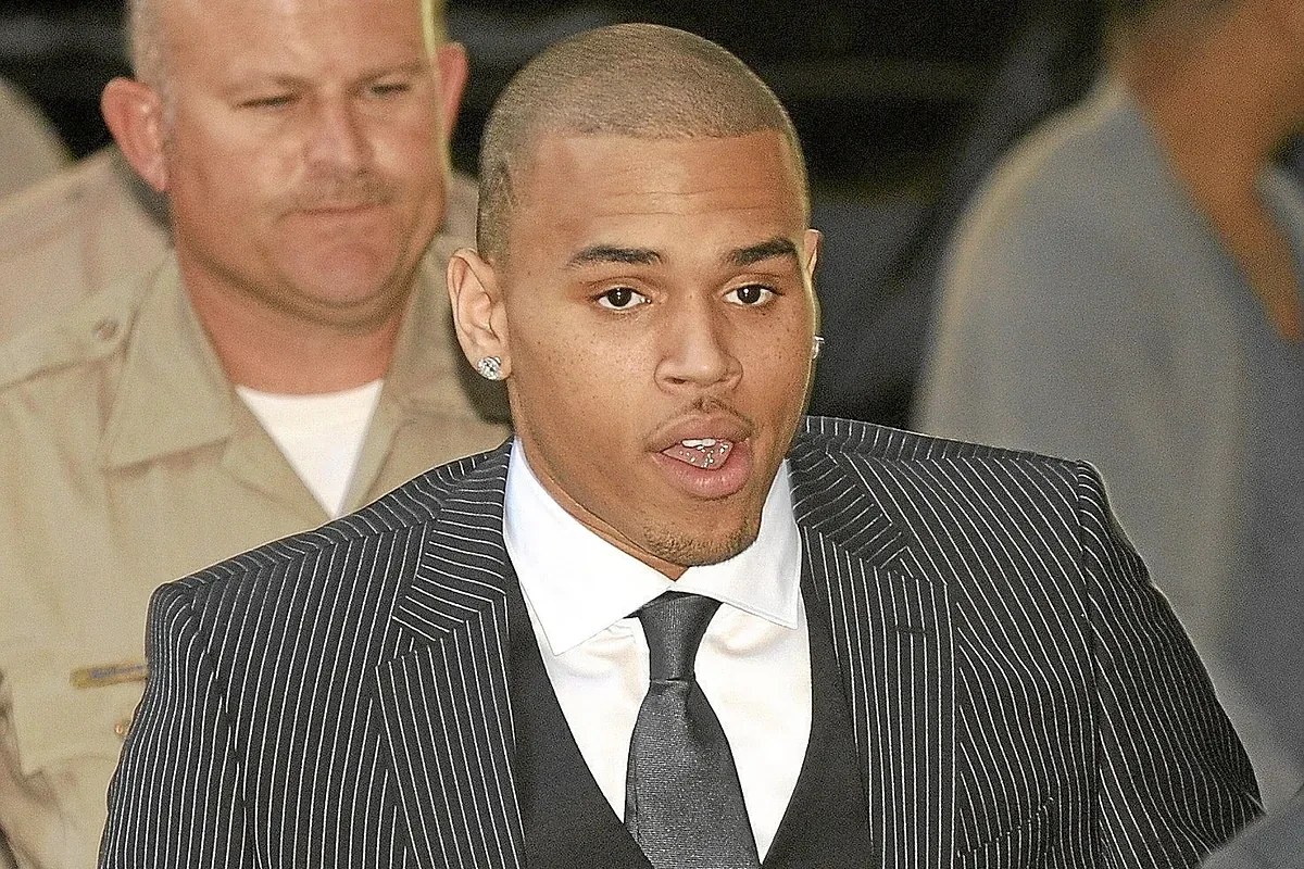 Arrestan al cantante Chris Brown por el lanzamiento de una botella durante una pelea en un club de Reino Unido