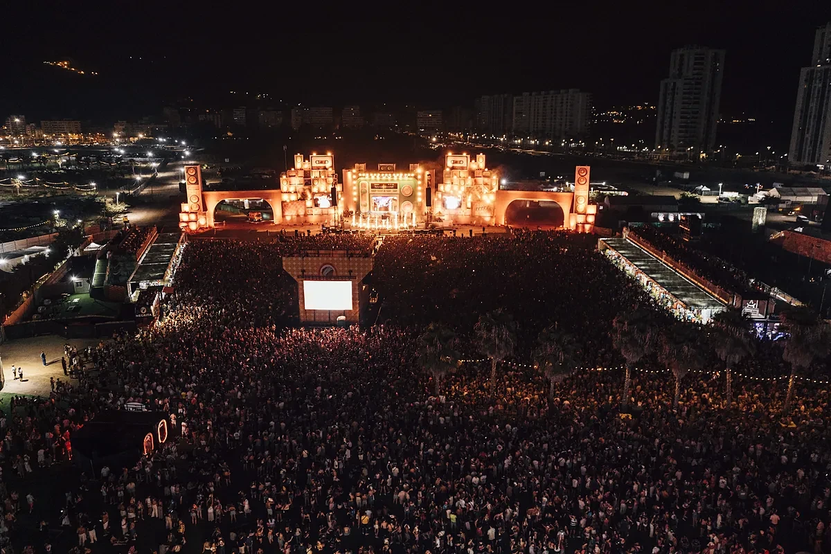 Estopa y Duki elevan la conexión intergeneracional de un Zevra Festival para 'zoomers', 'millennials' y 'boomers'