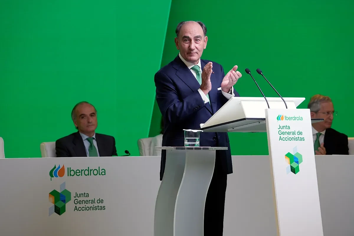 Galán señala a Aagesen y a Red Eléctrica en el apagón: 