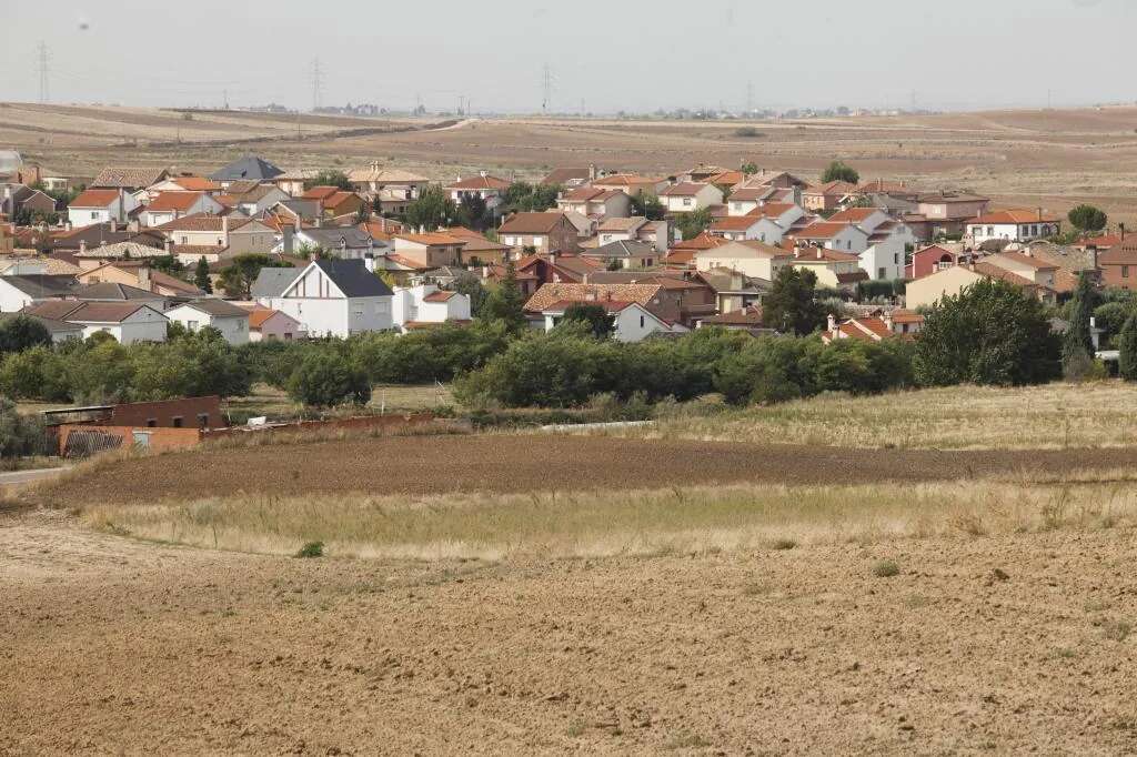 La alcaldesa del PP en Carranque (Toledo) destituye a los concejales de Vox y estos la acusan de 