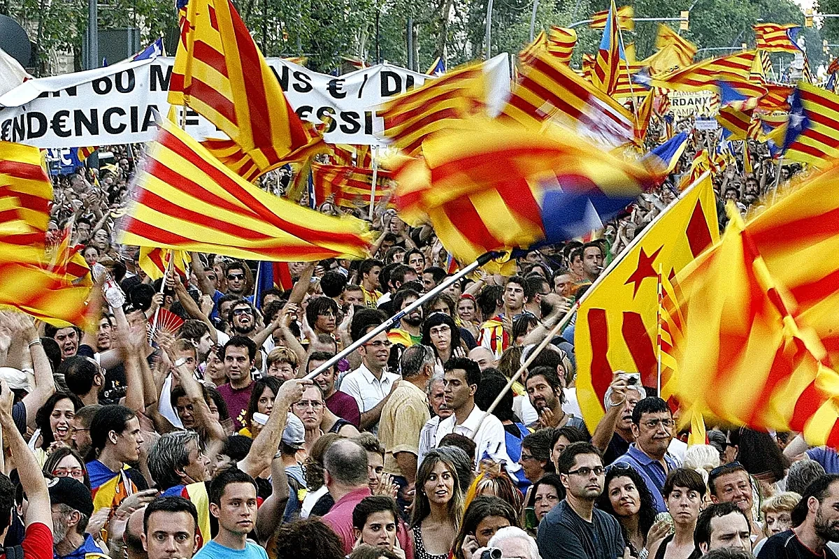 Nación, lengua y financiación: los objetivos pendientes del Estatut que Junts y ERC recuperan en su negociación con Pedro Sánchez