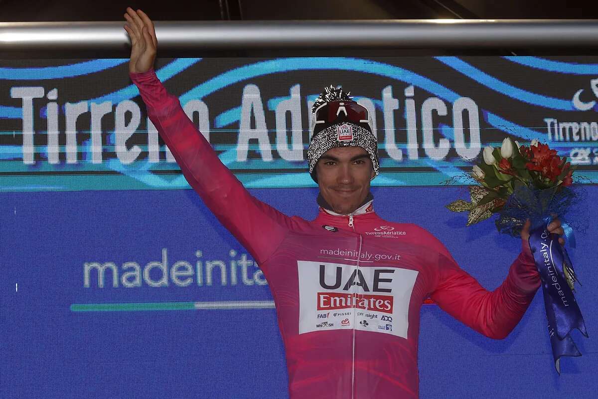 Ayuso acapara focos en la Tirreno-Adriático, carrera en la que en 2024 humilló a Ganna y sólo fue superado por Vingegaard