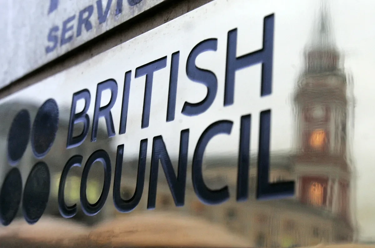 Rusia prohíbe las actividades de The British Council y acusa a la institución de espionaje y de crear una 