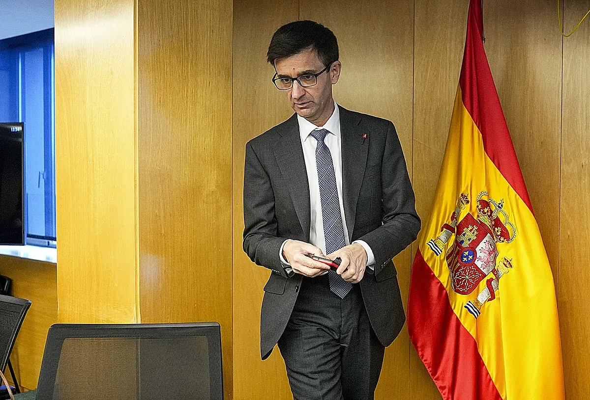 Hacienda tensa las cuentas de RTVE: el auditor advierte de un posible agujero de 739 millones que la pondría en 