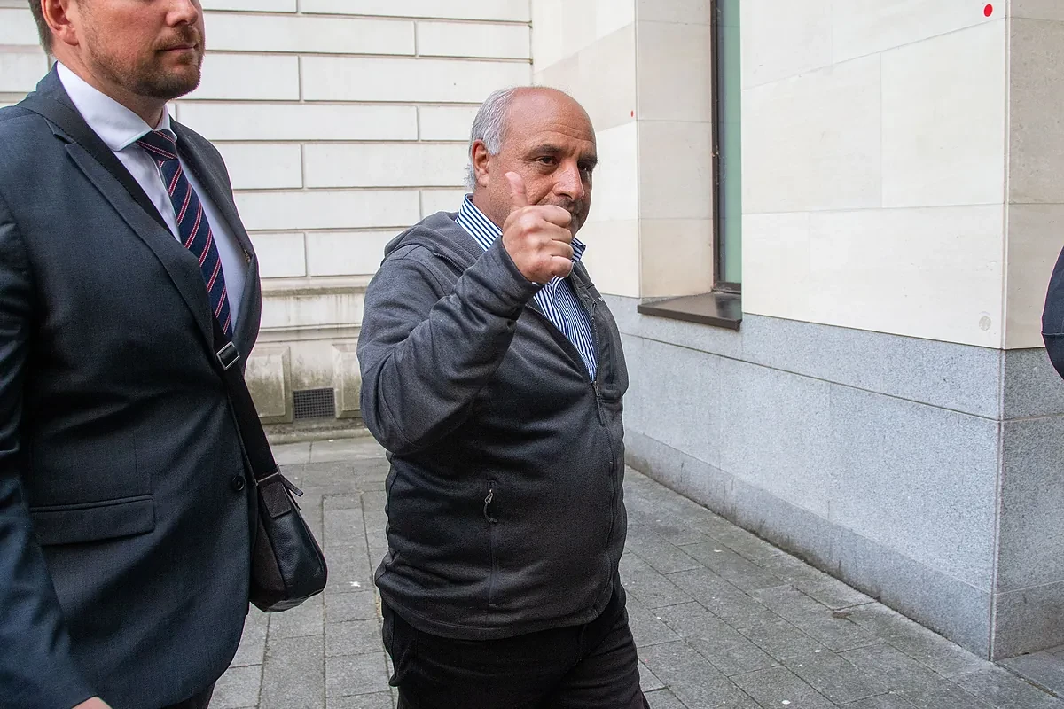 Declaran culpable a un hombre que quemó el Corán frente al consulado turco en Londres