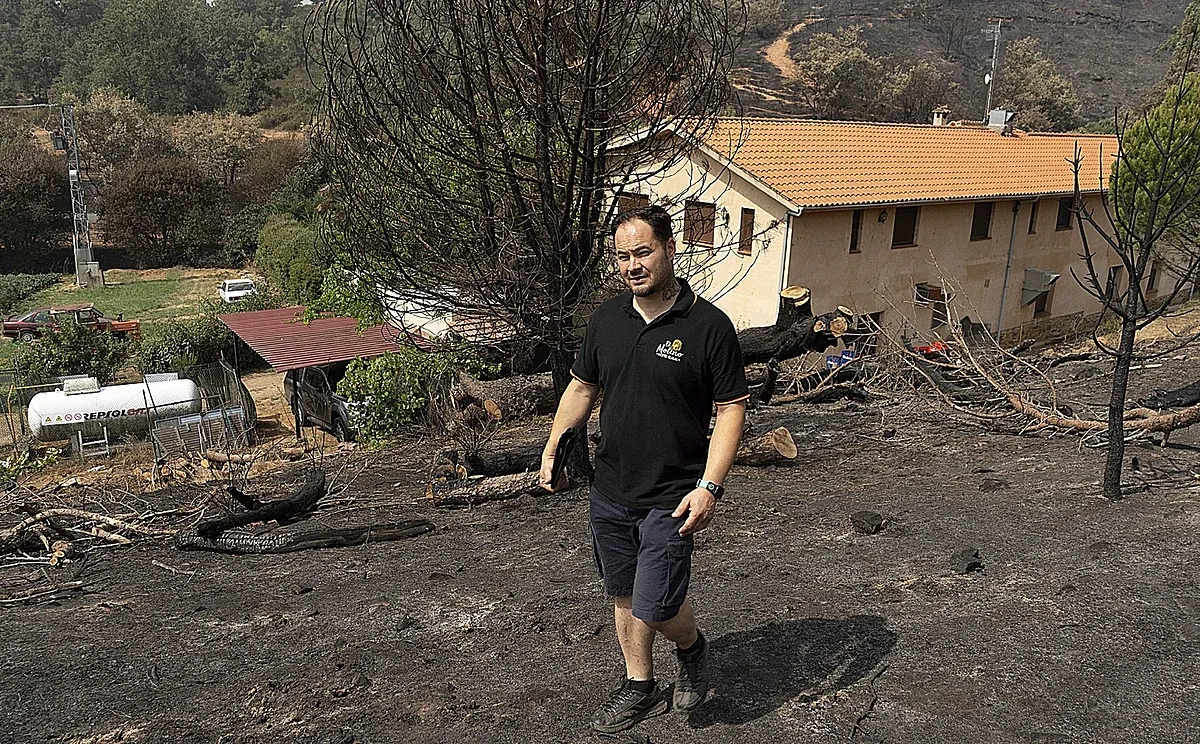 Los dos 'oasis' de vida que se salvaron en Ayoó, devorado por el fuego de Molezuelas