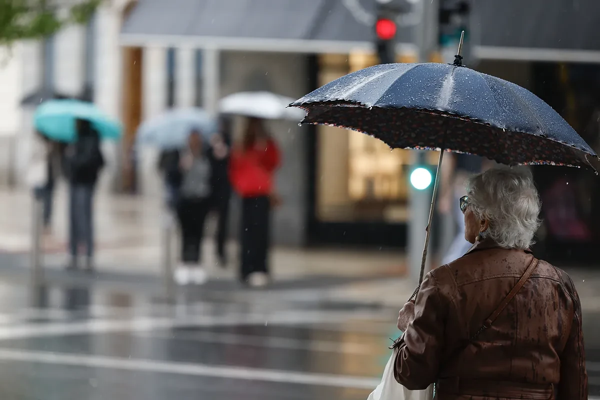 La borrasca Olivier pone este jueves a varias provincias de Canarias y Andalucía en alerta naranja por lluvias, viento y oleaje
