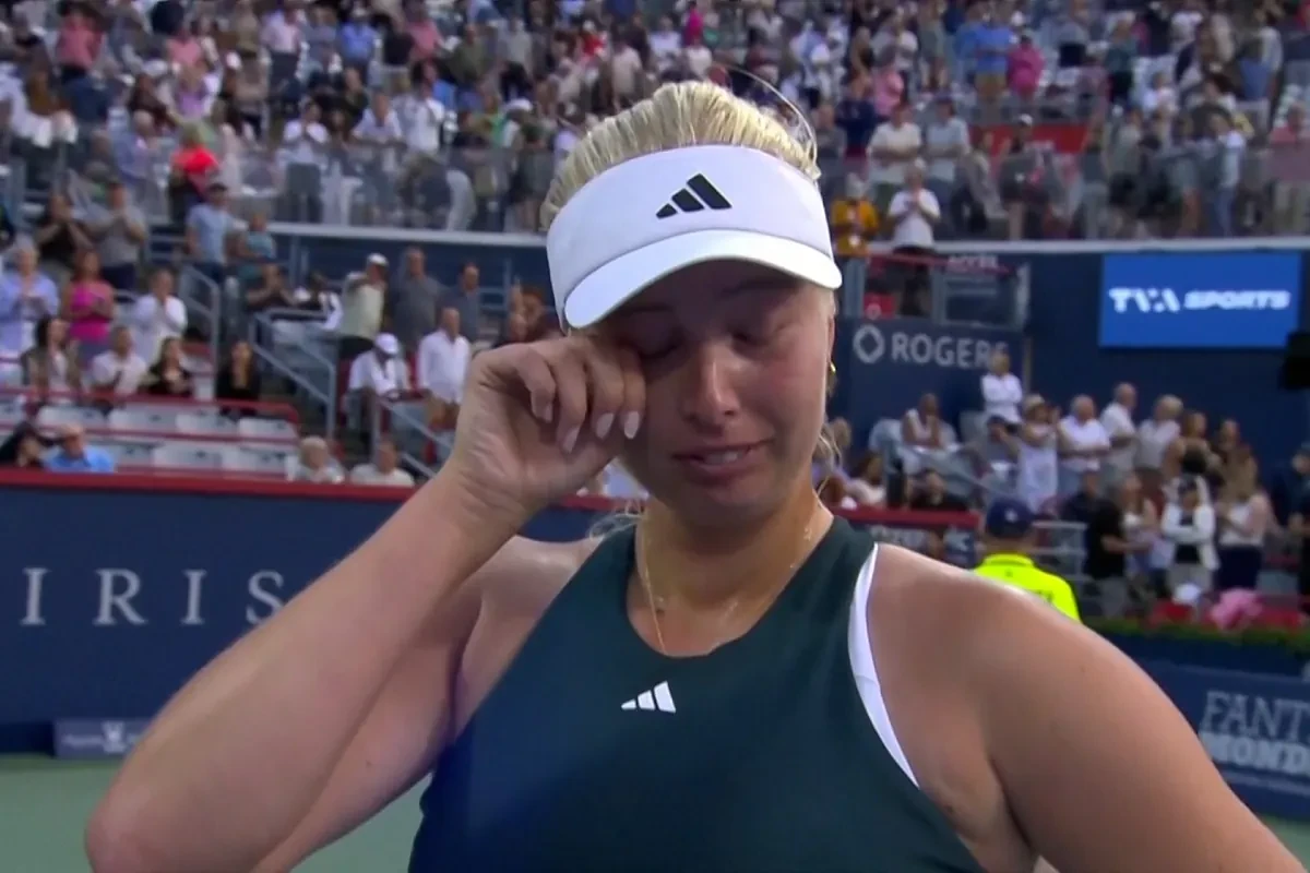 Tauson rompe a llorar en la pista al recordar a su abuelo que murió durante el torneo