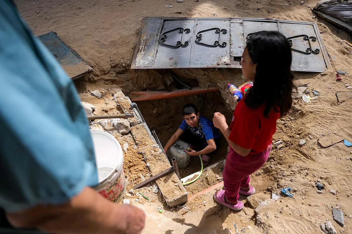 Mueren 10 gazatíes de dos familias, seis de ellos menores, en dos ataques israelíes en un campamento de refugiados