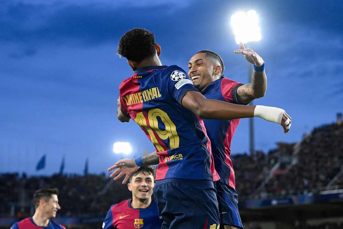 Raphinha y Lamine Yamal, el dúo que hace brillar al Barça y lo lleva a cuartos tras golear al Benfica