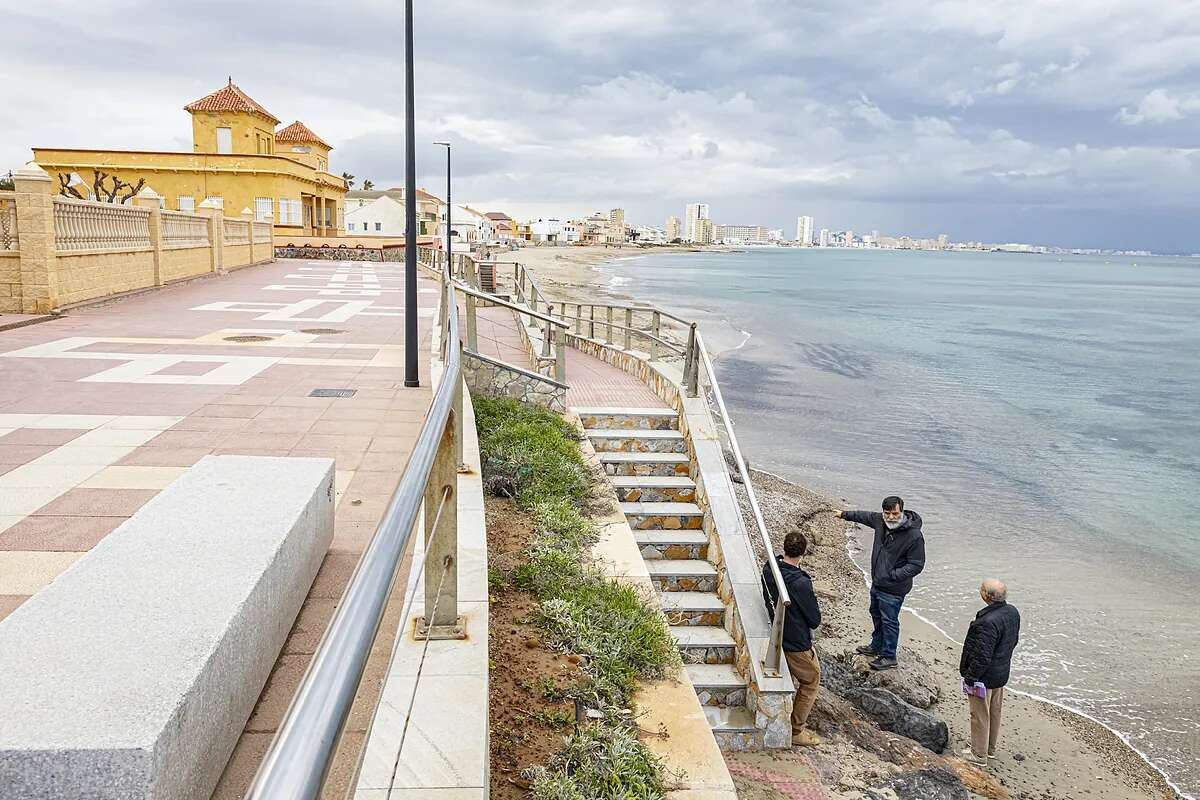 Vecinos de Cabo de Palos se plantan ante el 