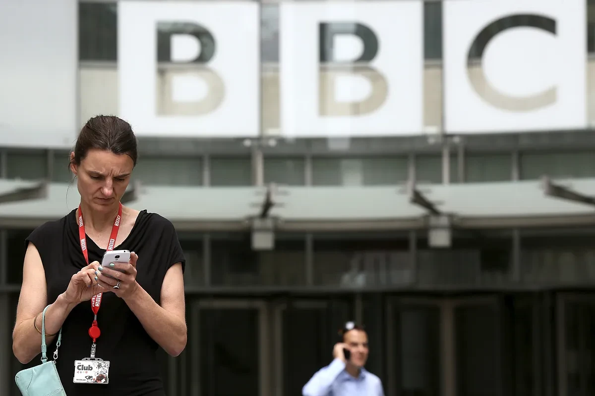 Un periodista de la BBC relata como piratas informáticos le ofrecieron 