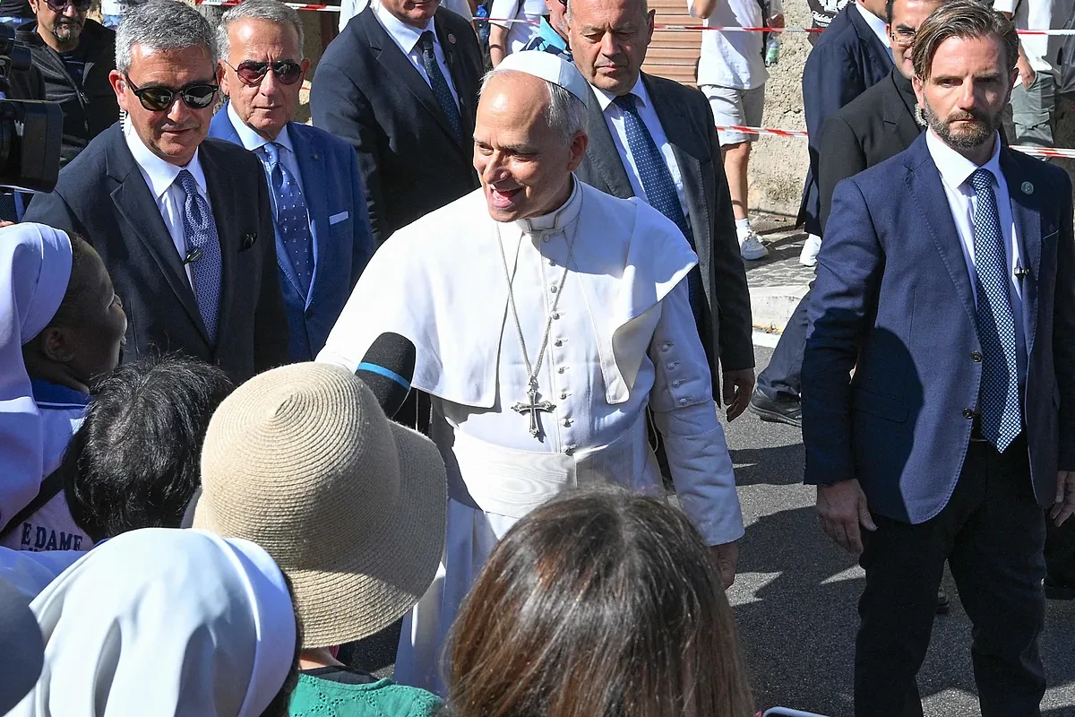 León XIV llega a Castel Gandolfo tras más de una década sin vacaciones papales: 