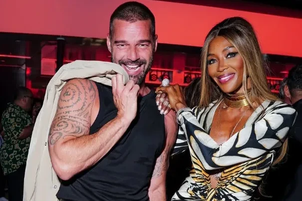 Ricky bailando con Naomi, Orlando soltero, Kendall codeándose con Kate Hudson, Sting cantando... Fiestón a bordo del Luminara, el yate de los famosos