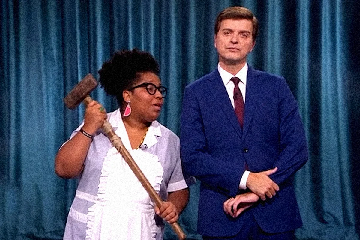 Cuando una ministra te aplaude no estás haciendo la revolución