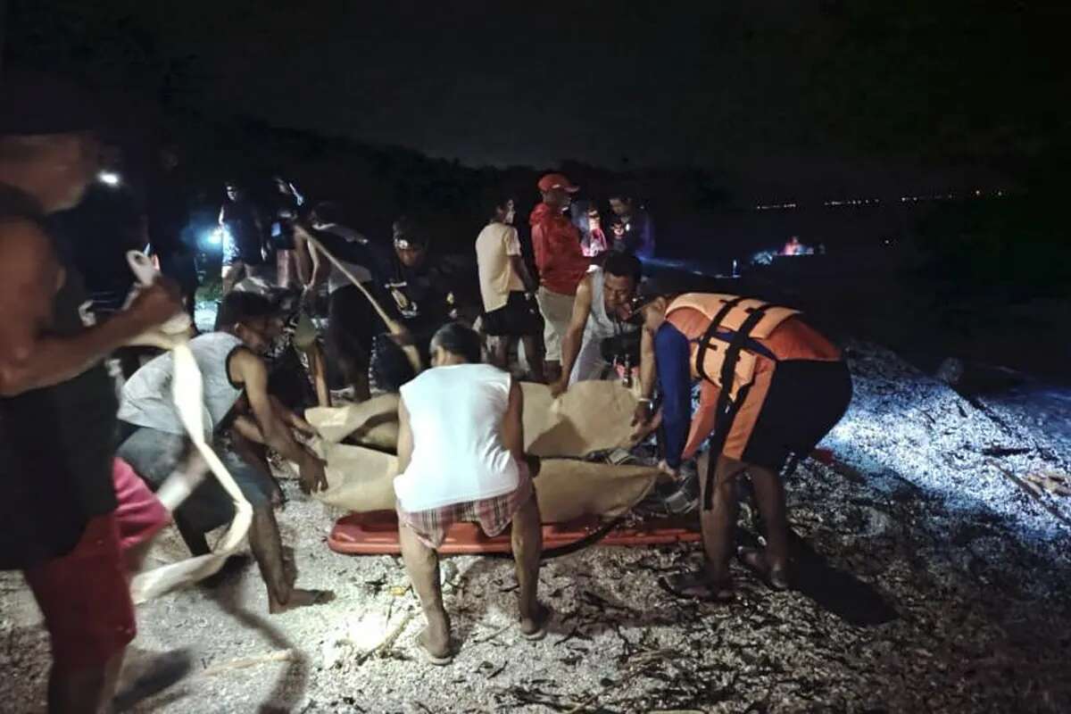 Un turista ruso muere atacado por tiburones y otro ahogado tras ser arrastrados por la corriente cuando buceaban en Filipinas