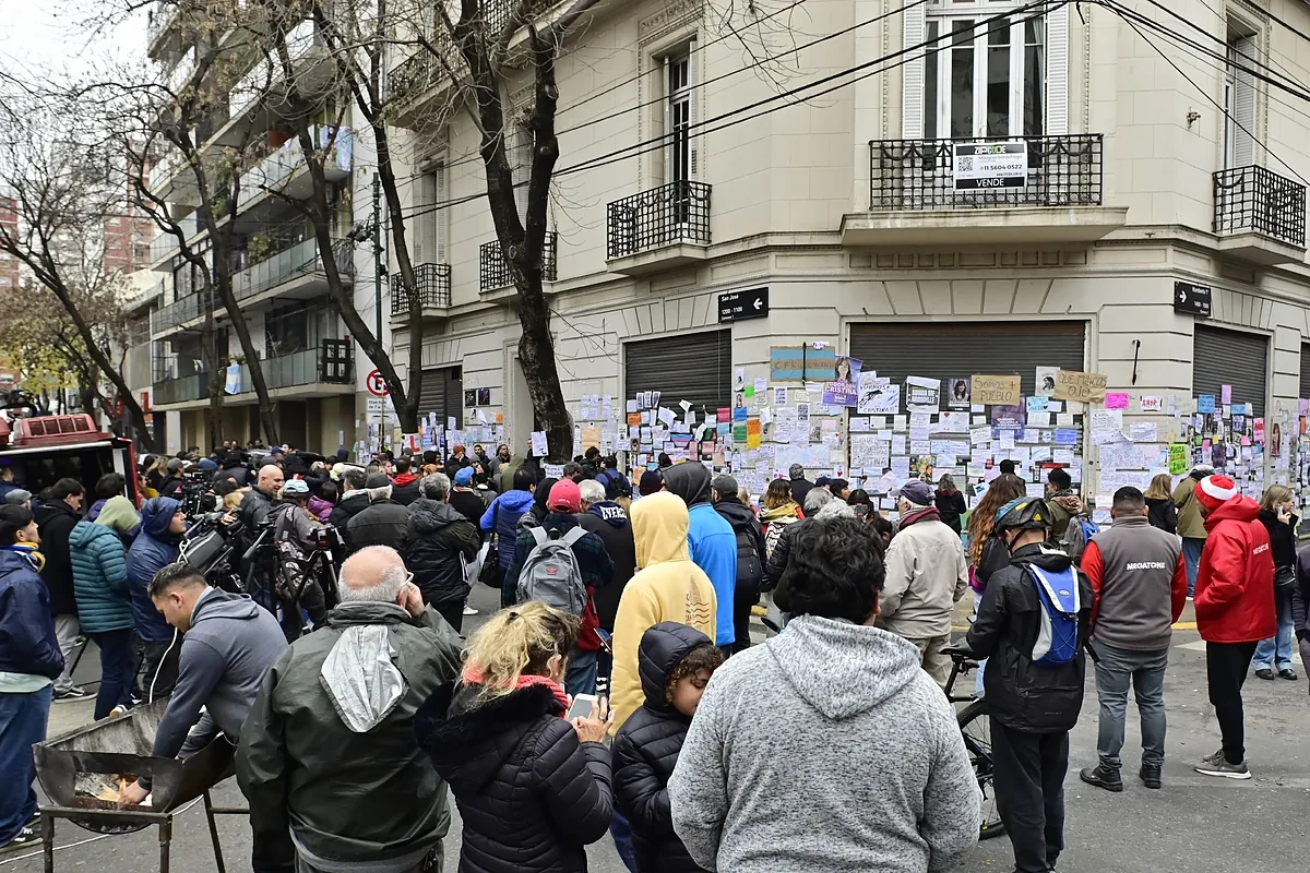 El balcón vedado y la tobillera electrónica: el humillante crepúsculo de Cristina Kirchner