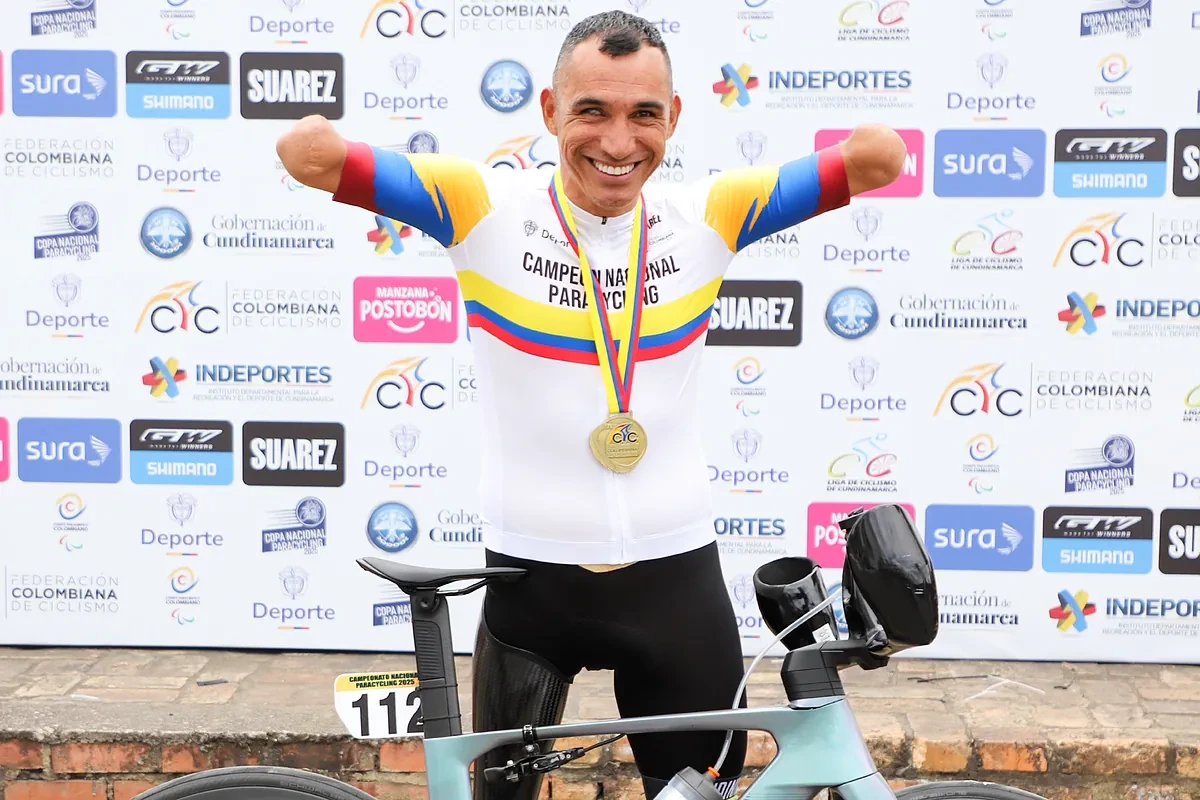 Juan José Florián, 'Mochoman', el ciclista del Movistar al que una bomba de las FARC dejó sin manos y sin una pierna: 