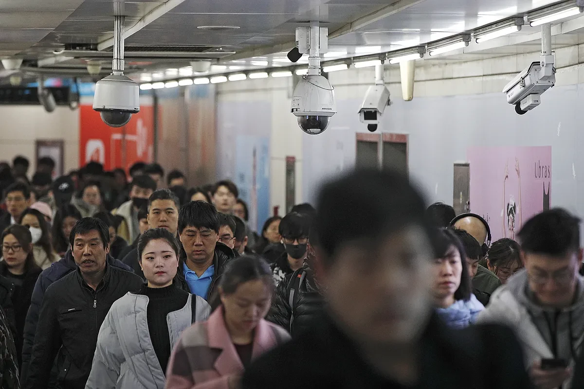 El fenómeno de DeepSeek arrasa en China seis meses después de romper el mercado: de reconocimiento facial a redactar sentencias