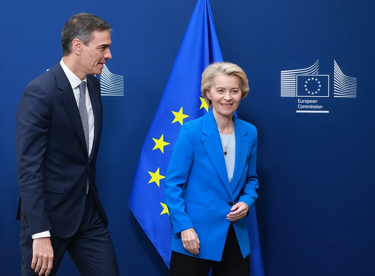 Bruselas recorta en 1.000 millones el quinto pago a España por no tramitar el Gobierno la subida al diésel y la digitalización de entidades regionales y locales