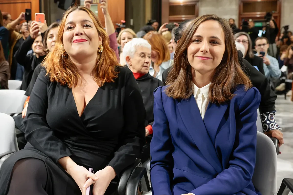La ex secretaria de Igualdad Ángela Rodríguez 'Pam' anuncia que se casa con su novia: 