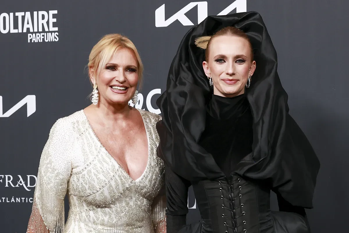 Sensible, discreta, exigente y una artista como sus padres: así es Sarah Croft, la hija de Ainhoa Arteta