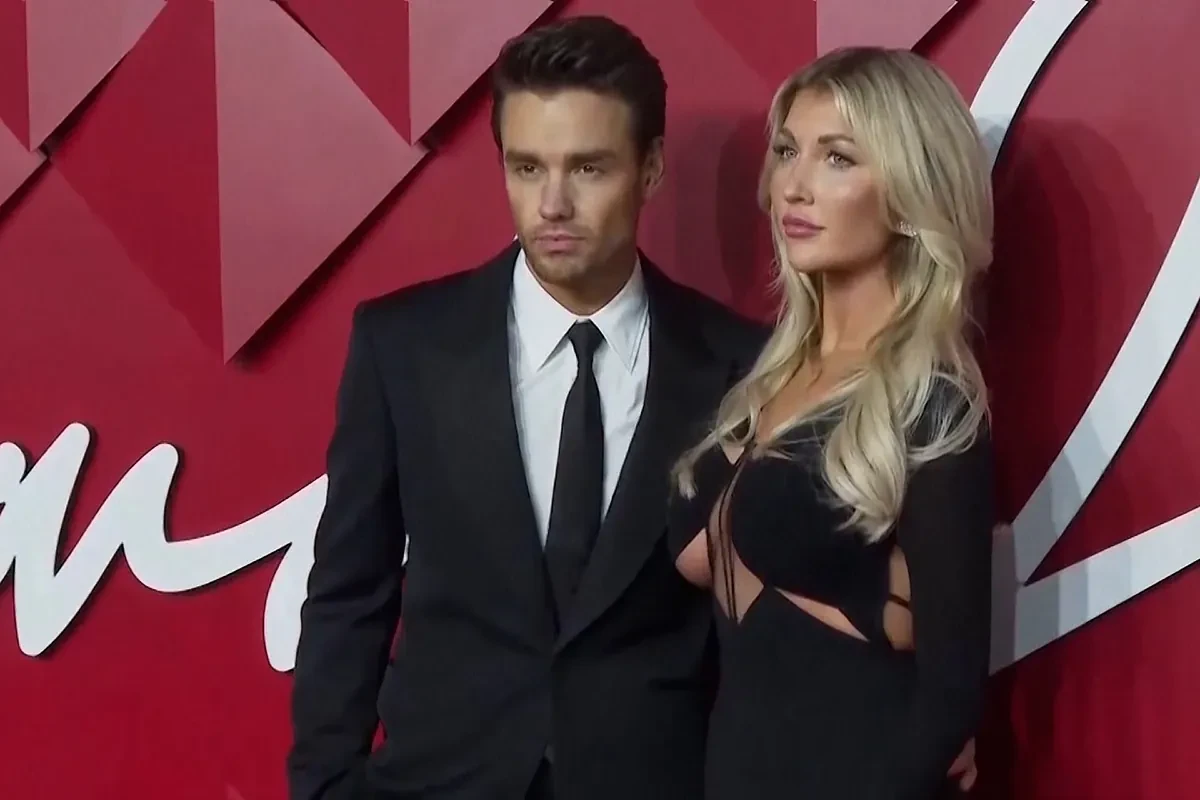 La novia de Liam Payne, Kate Cassidy, cuenta rota de dolor cómo se enteró de su muerte