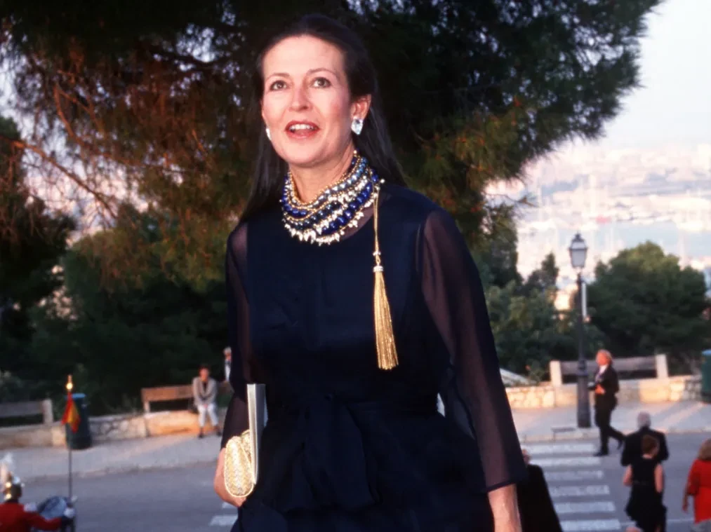 Cristina Macaya, la anfitriona de esas fiestas en Mallorca en las que Carmen Martínez-Bordiú se sentaba en las rodillas de Polanco