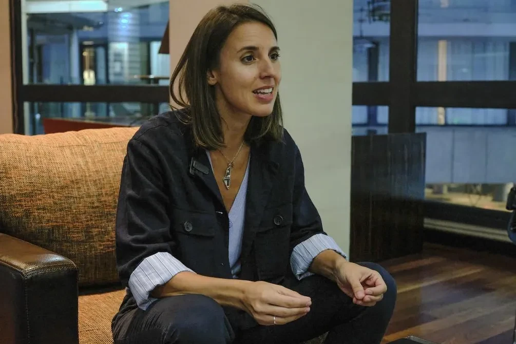 Irene Montero niega fallos en las pulseras antimaltrato y pregunta a los jueces por qué 