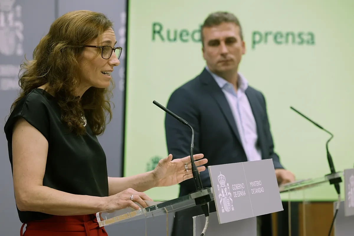 Sanidad anuncia un plan de choque de 10 millones para atender a los pacientes con ELA 