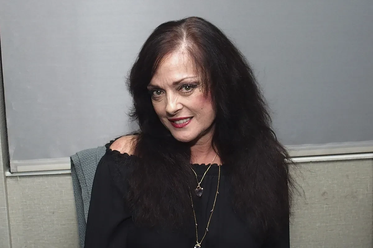 Lisa Loring, del cielo al infierno: la trágica historia de la primera actriz que interpretó a Miércoles Addams