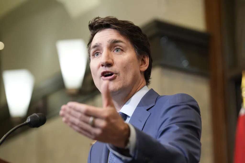 Trudeau acusa a Trump de atacar la economía de Canadá buscando una futura 