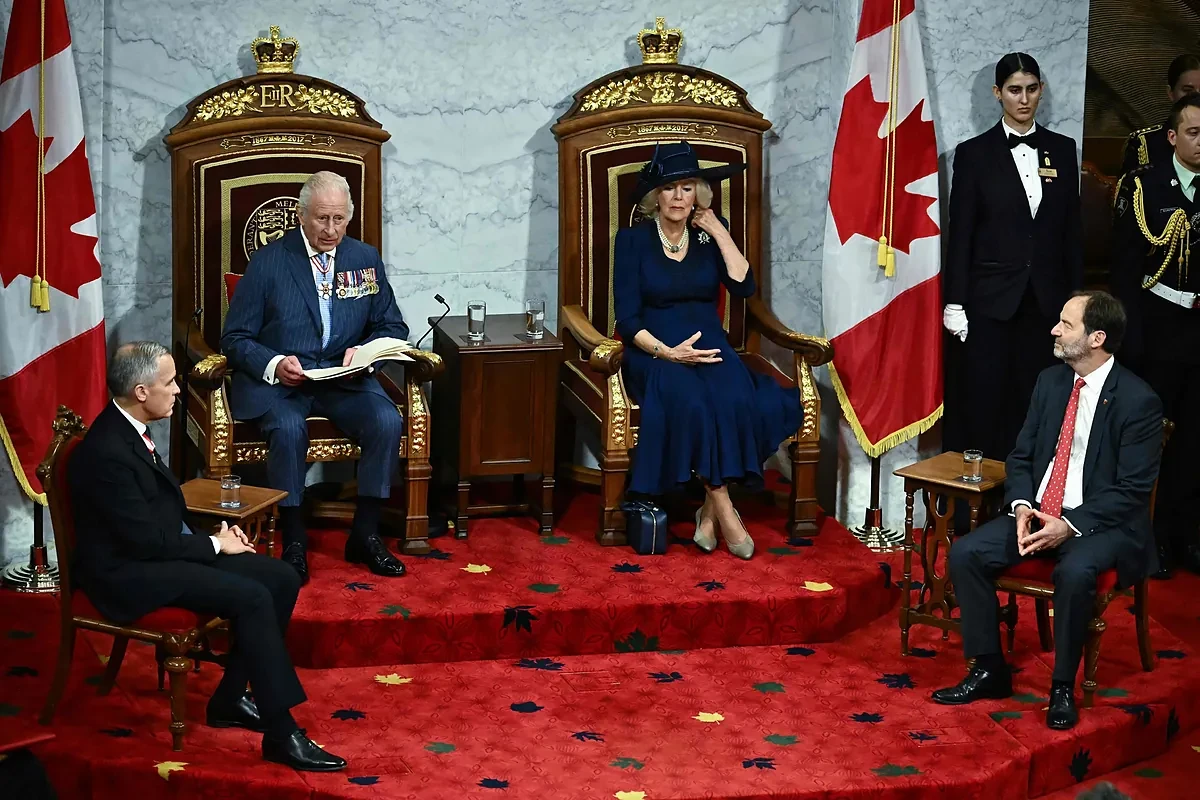 Carlos III insta a Canadá a permanecer 