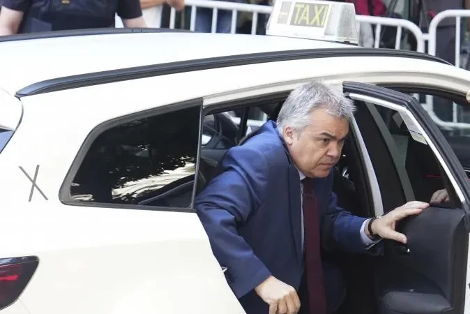 Interior blinda la cárcel para proteger a Santos Cerdán