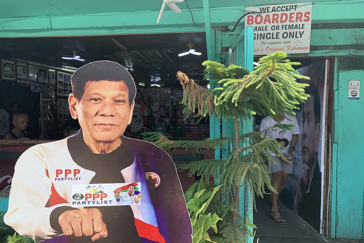 Desde la prisión de La Haya acusado de crímenes contra la humanidad, el ex presidente filipino Rodrigo Duterte ganó las elecciones municipales de su bastión político