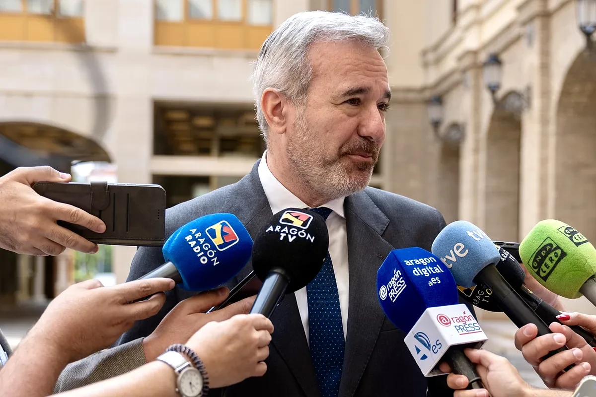 Azcón considera que Sánchez 