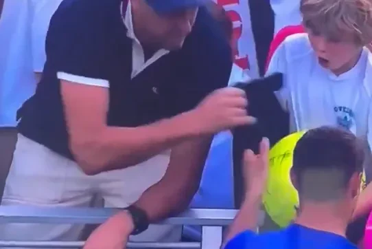 Los daños colaterales del robo de una gorra en el US Open: un aluvión de reseñas negativas hunde en Google a la empresa equivocada