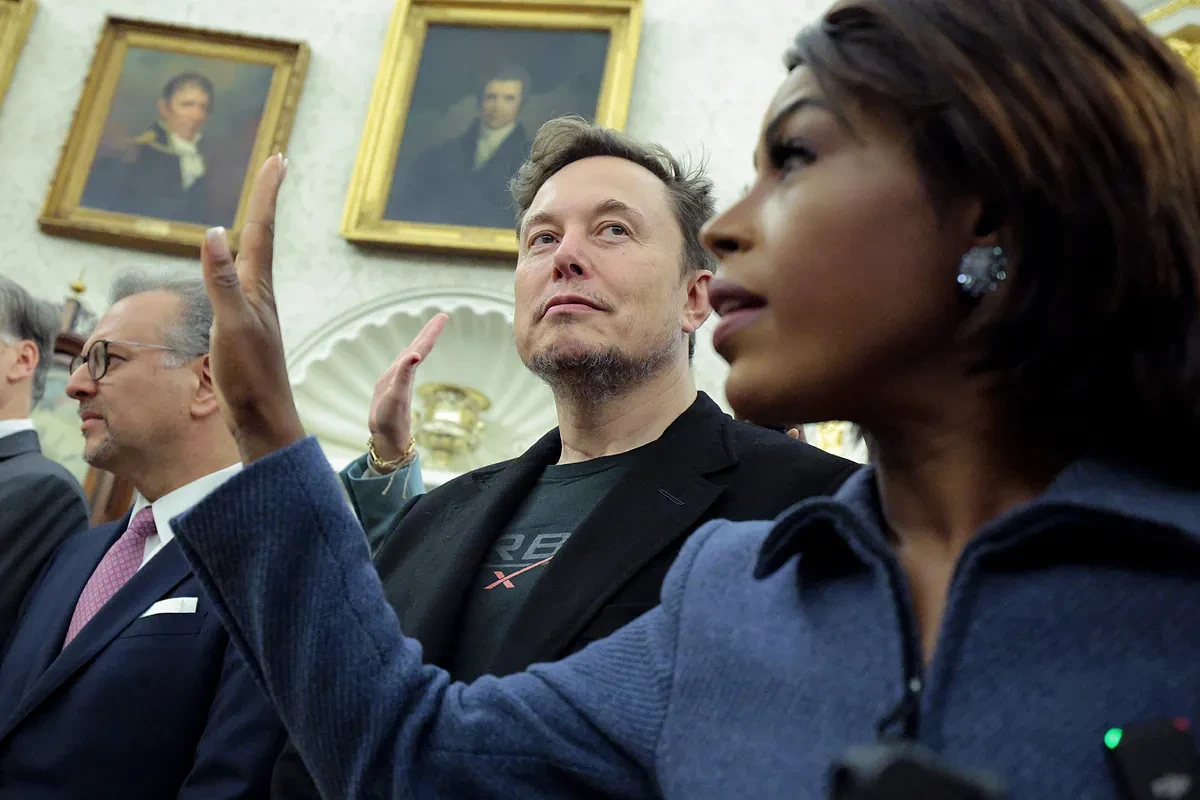 Dinero, dinero y más dinero (y, tal vez, raza): por qué Elon Musk critica al Gobierno de Sudáfrica
