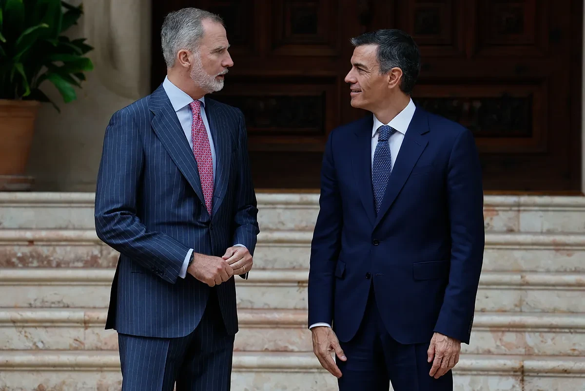 Pedro Sánchez cierra filas con el fiscal general tras reunirse con el Rey: 