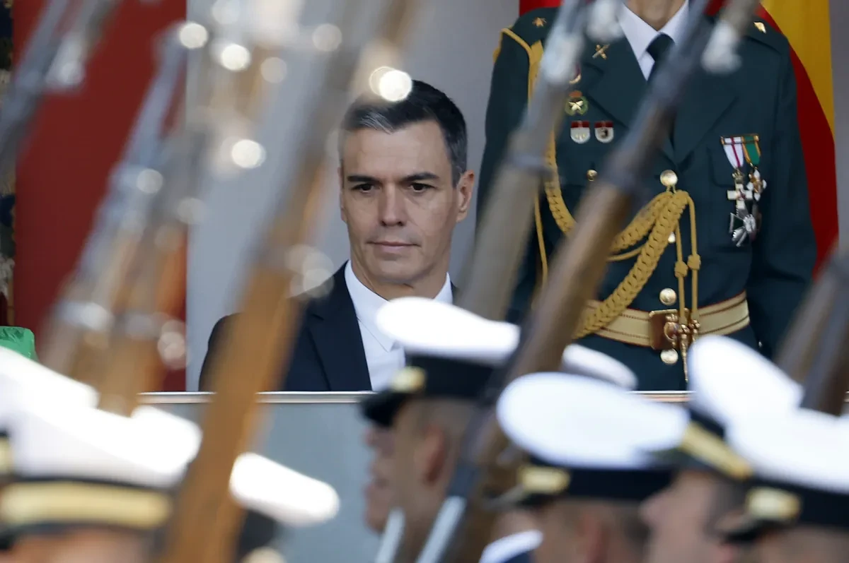 Altos mandos del Ejército afirman que fue el Gobierno quien les 