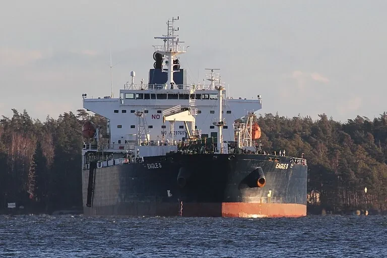 Acusados de sabotaje en Finlandia tres oficiales de un petrolero sospechoso de formar parte de la flota fantasma de Rusia