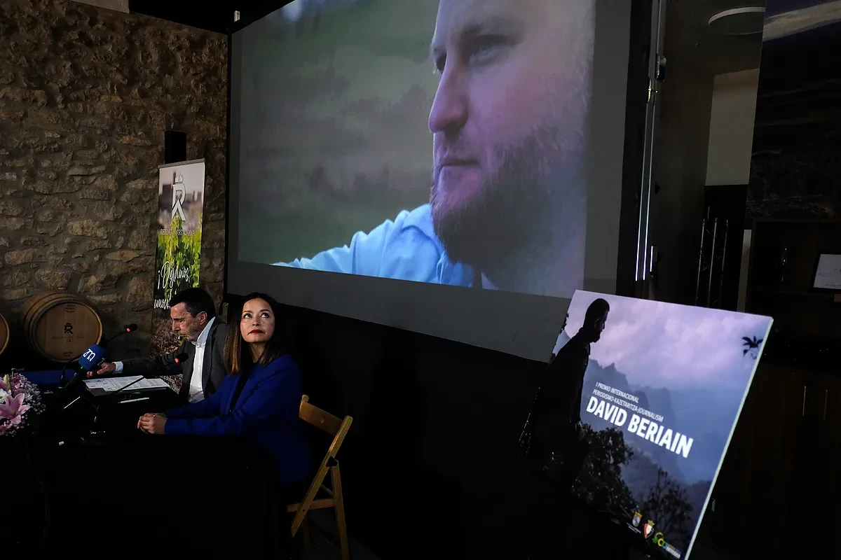 El Ayuntamiento de Artajona organiza el Premio Internacional de Periodismo David Beriain en honor a su figura