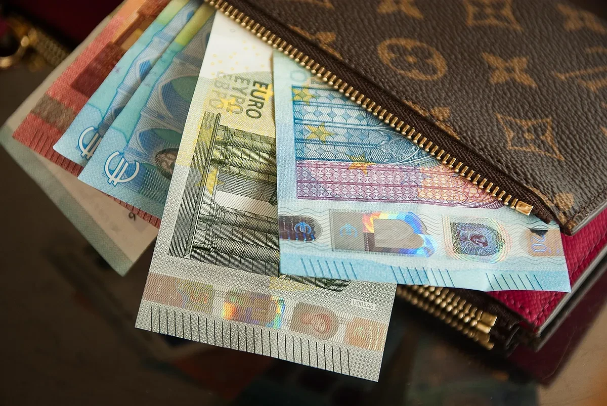 Ni paro contributivo ni subsidio: esta ayuda de 600 euros es para quienes han trabajado solo dos meses