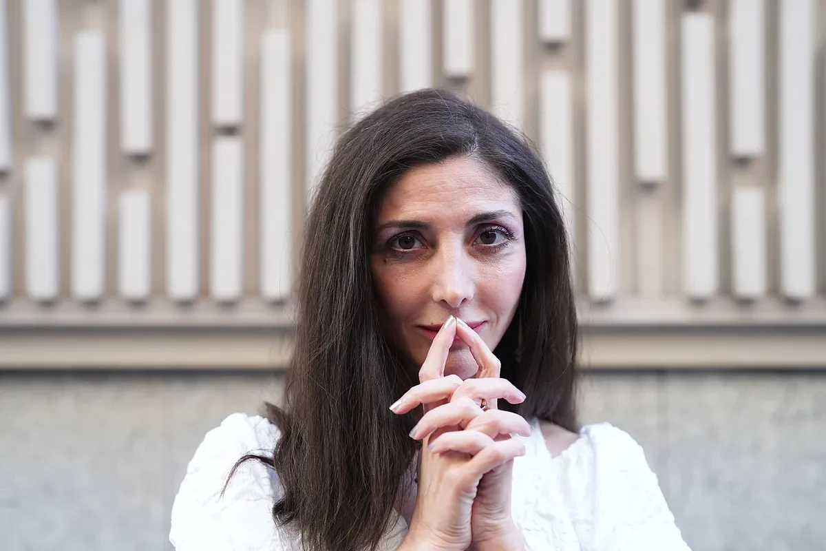 Espido Freire, gran fichaje de Cuerpos Especiales